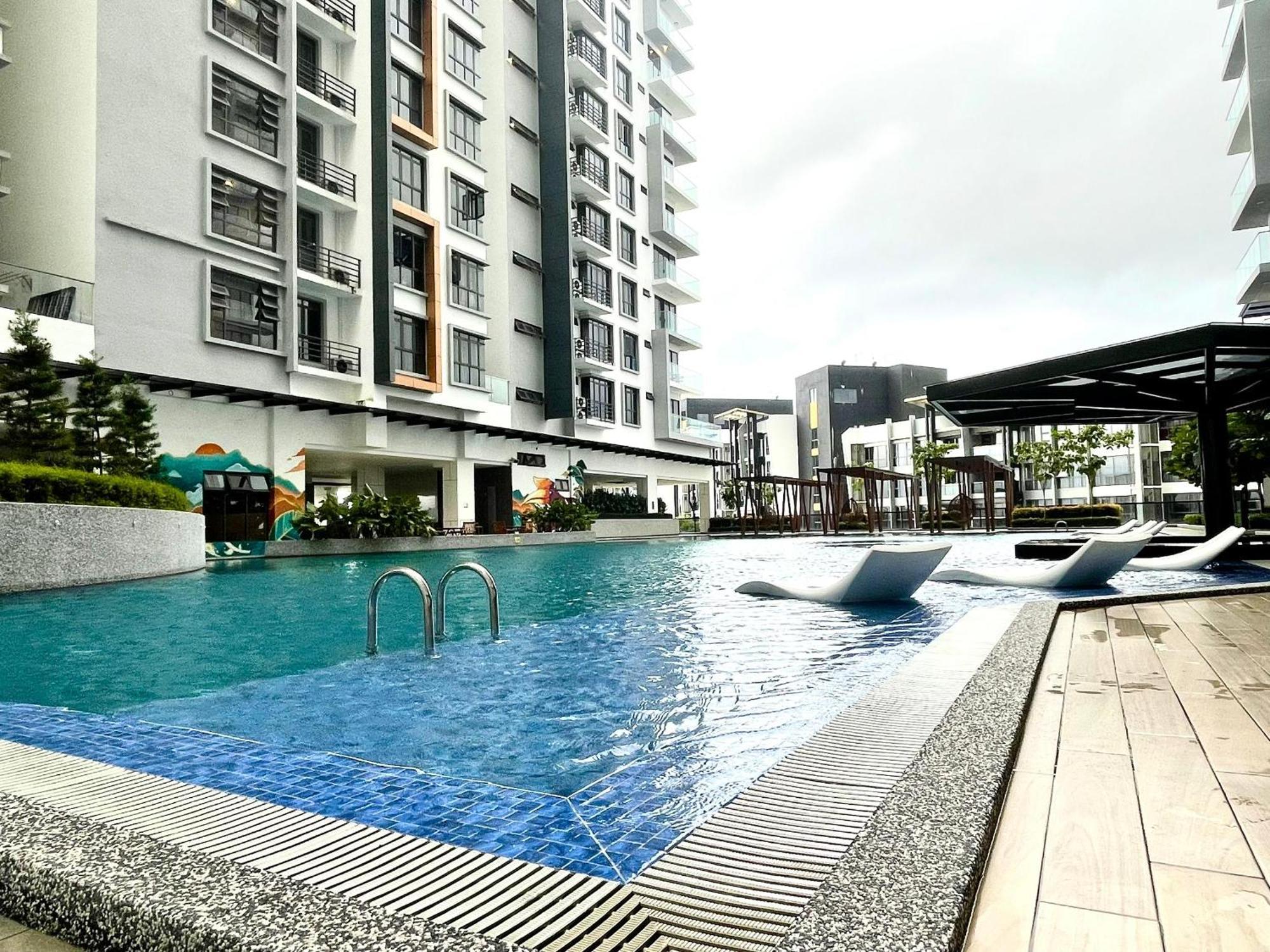 Kavenue 2-bedroom Scenic View By Cse Kota Kinabalu