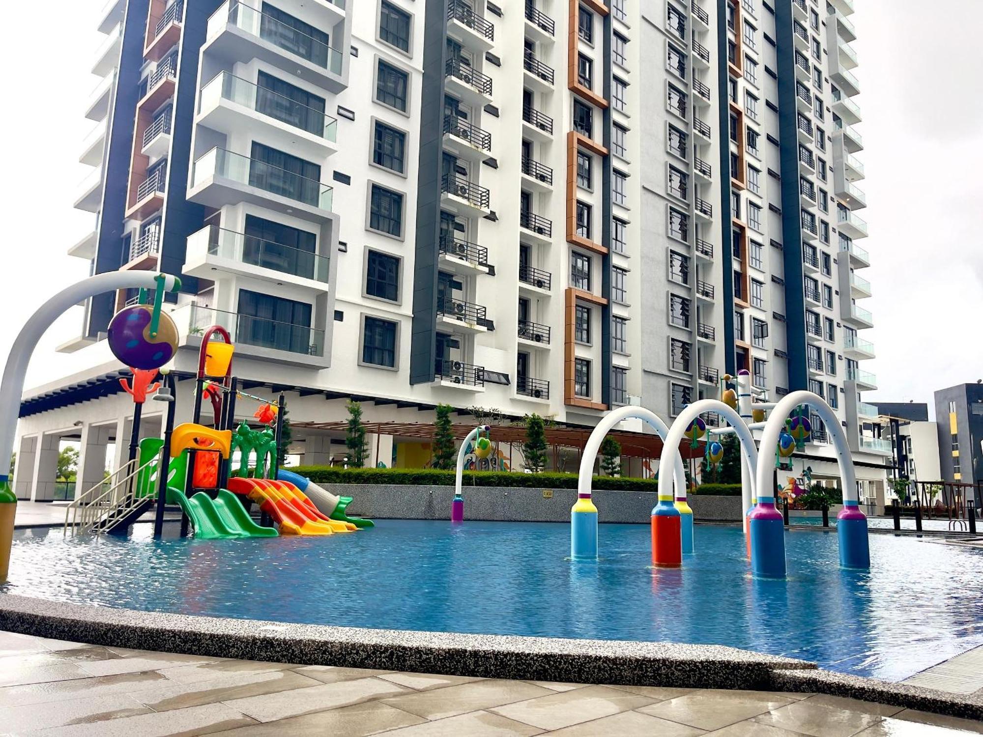 Kavenue 2-bedroom Scenic View By Cse * Kota Kinabalu